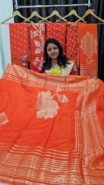 RW Mango Paper Silk Saree with Big Flower Bunch Design and Trendy Border – RWFB0741
