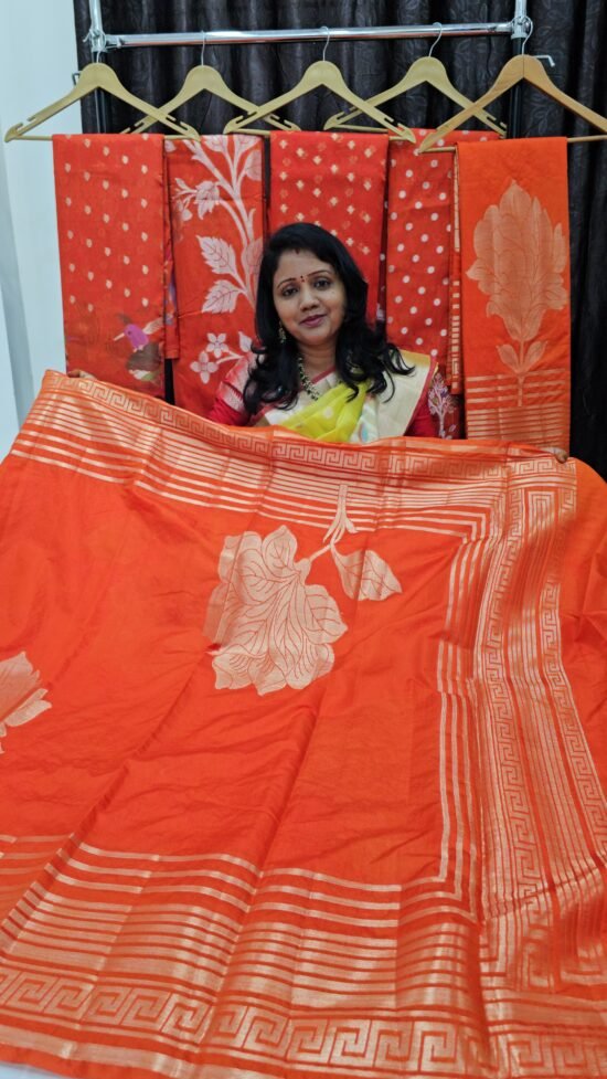 RW Mango Paper Silk Saree with Big Flower Bunch Design and Trendy Border – RWFB0741
