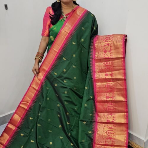KG2871 – Bottle Green Kanchi Gadwal Saree with Turning Border and Grand Zari Pallu