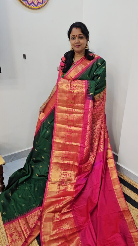 KG2871 – Bottle Green Kanchi Gadwal Saree with Turning Border and Grand Zari Pallu