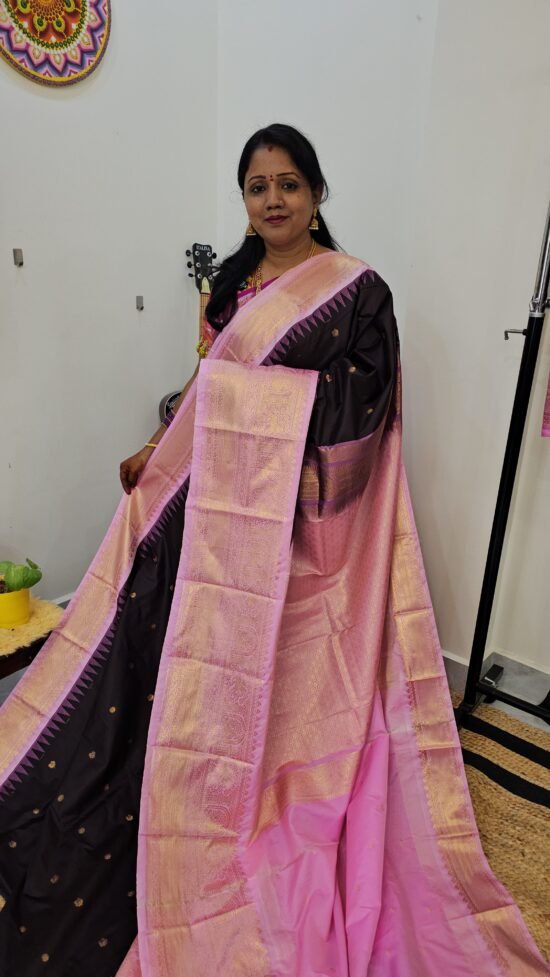 Premium Gadwal Saree BP811 in Brown with Baby Pink Border – Zari Butties and Grand Pallu – Sasu Fashions