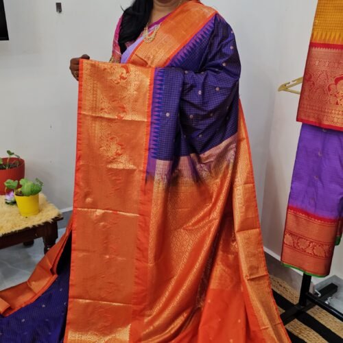 KG3101 Premium Gadwal Pattu Checks Saree with Contrast Borders and Rich Zari Pallu – Sasu Fashions