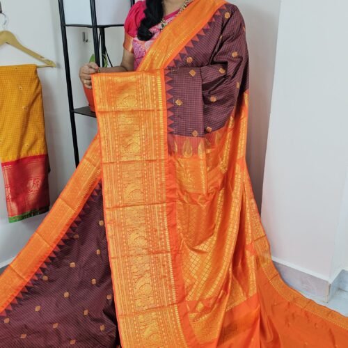 gadwal small checks saree, gadwal saree ocg4, maroon purple gadwal saree, gadwal saree with orange border, gadwal saree with meena butties, festive gadwal saree, wedding gadwal saree, traditional gadwal saree, gadwal silk saree