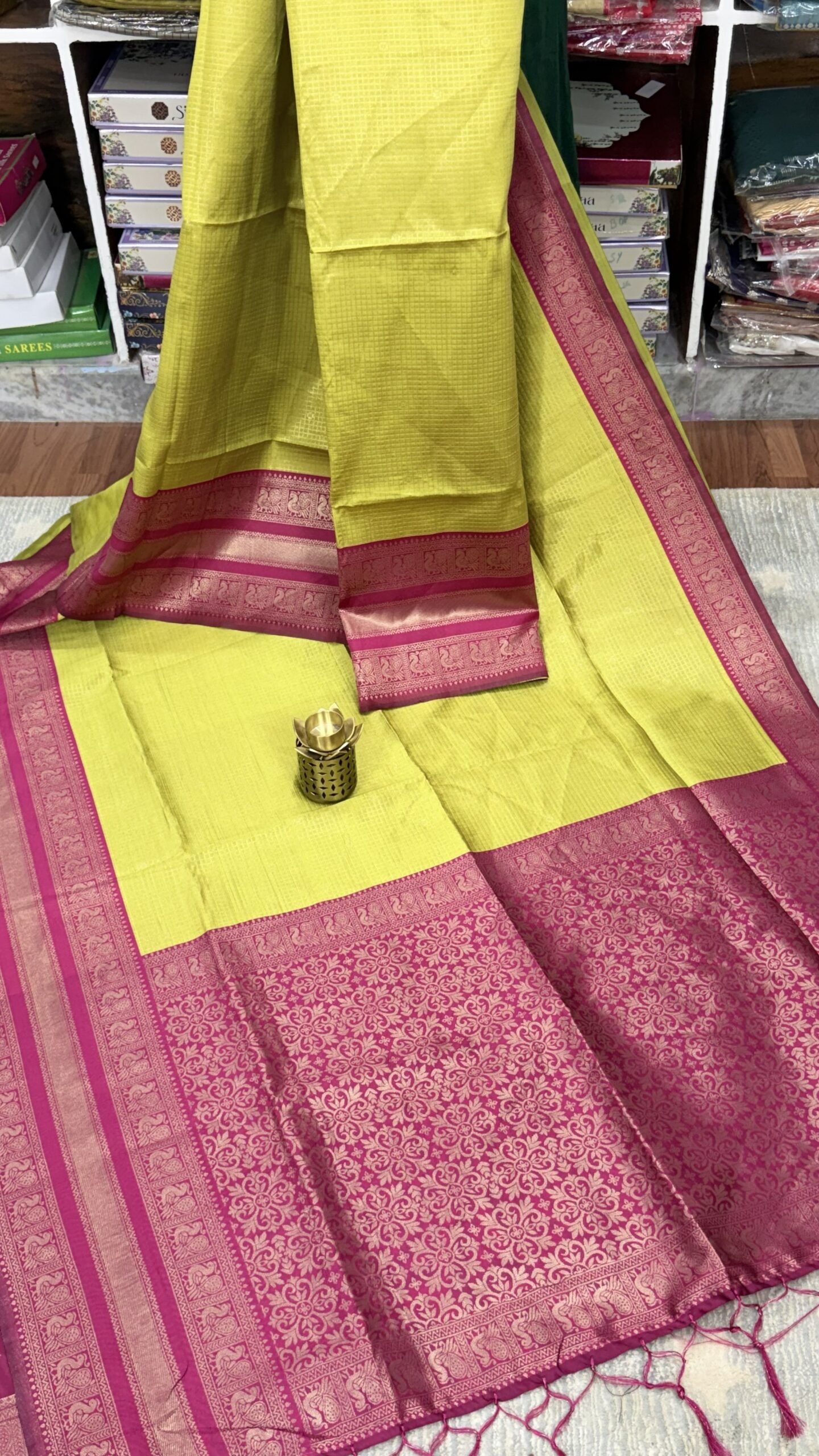 lime-green-semi-gadwal-silk-saree-rani-pink-pallu-skg8801.jpg Lime Green Semi Gadwal Silk Saree with Rani Pink Contrast Border by SASU Fashions
